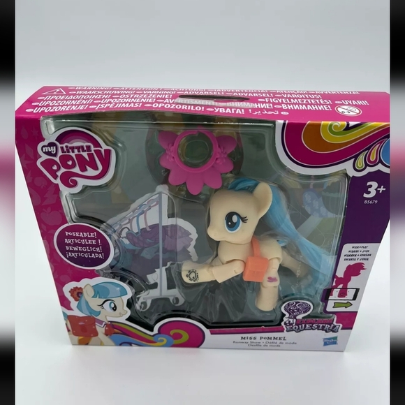 Miss Pommel Runway Show Equestria Poseble 2015 My Little Pony *NIB* Unopened - Picture 1 of 6